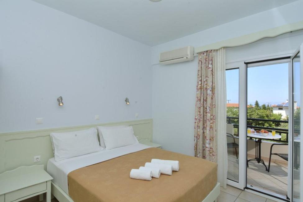 Bonos Apartments Stoupa Ngoại thất bức ảnh