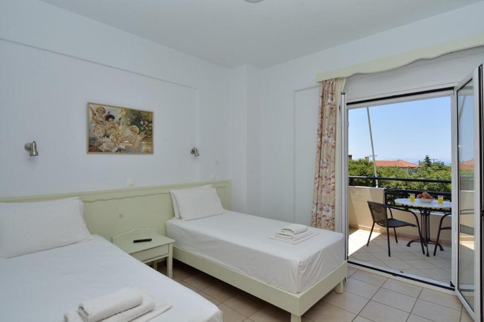 Bonos Apartments Stoupa Ngoại thất bức ảnh